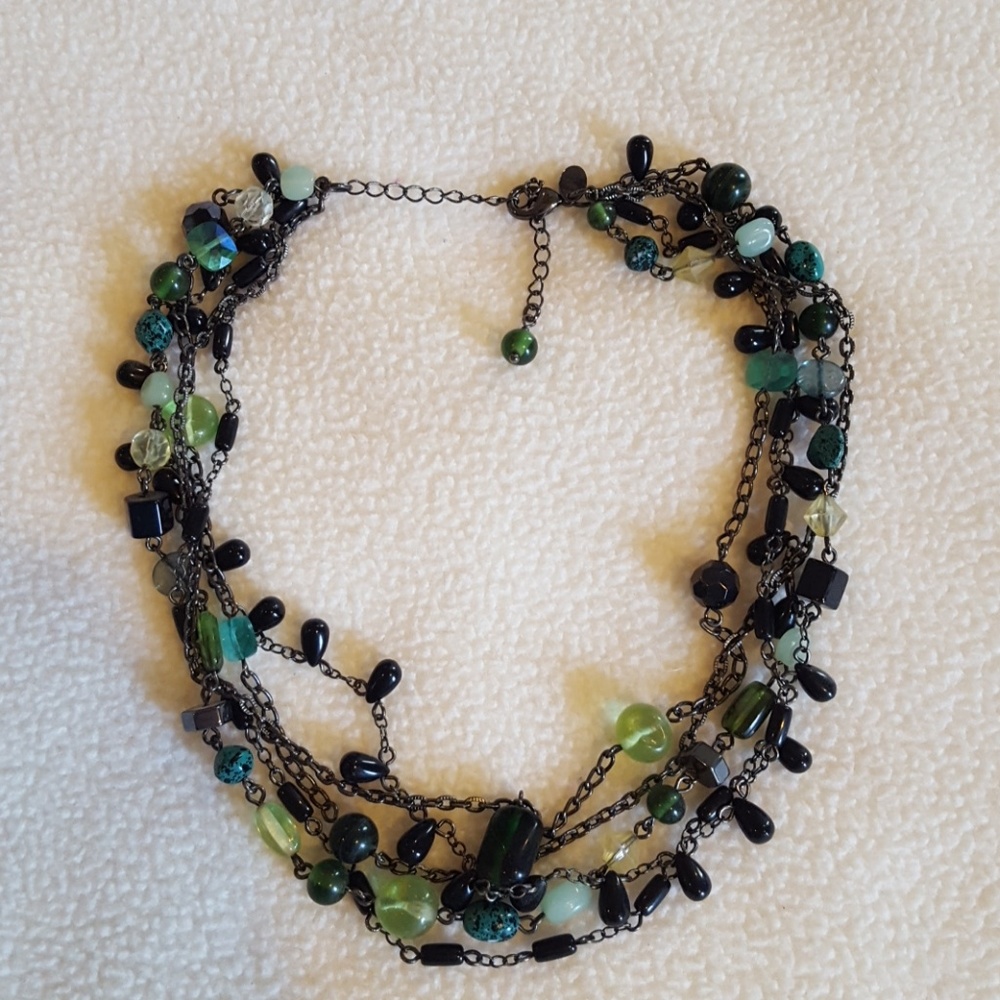 Gorgeous Lia Sophia necklace